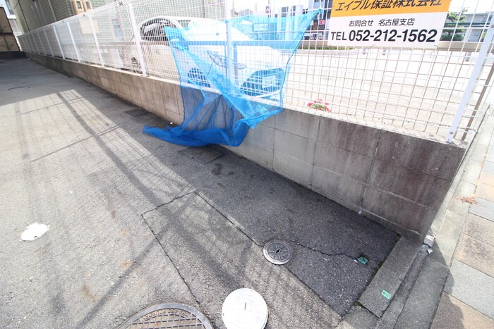 物件外観写真2　(建物設備)