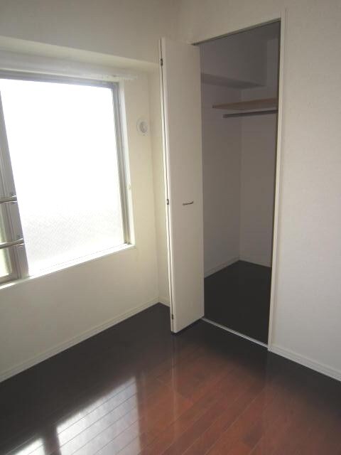 物件内観写真9　(収納)