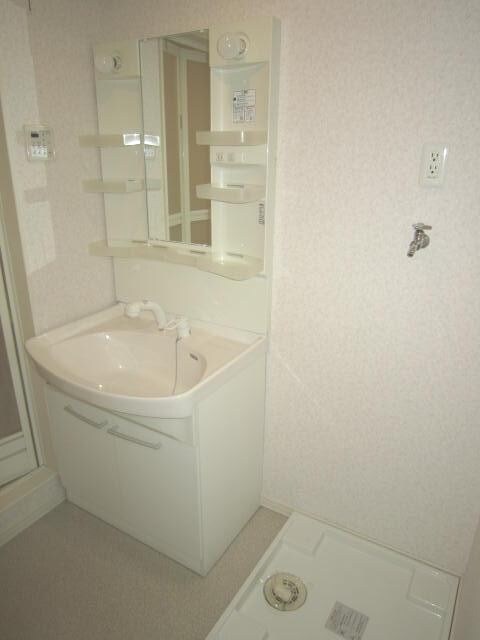 物件内観写真13　(洗面)