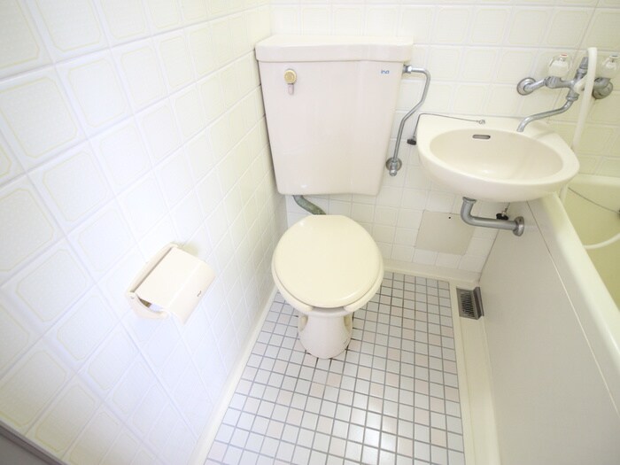 物件内観写真13　(トイレ)