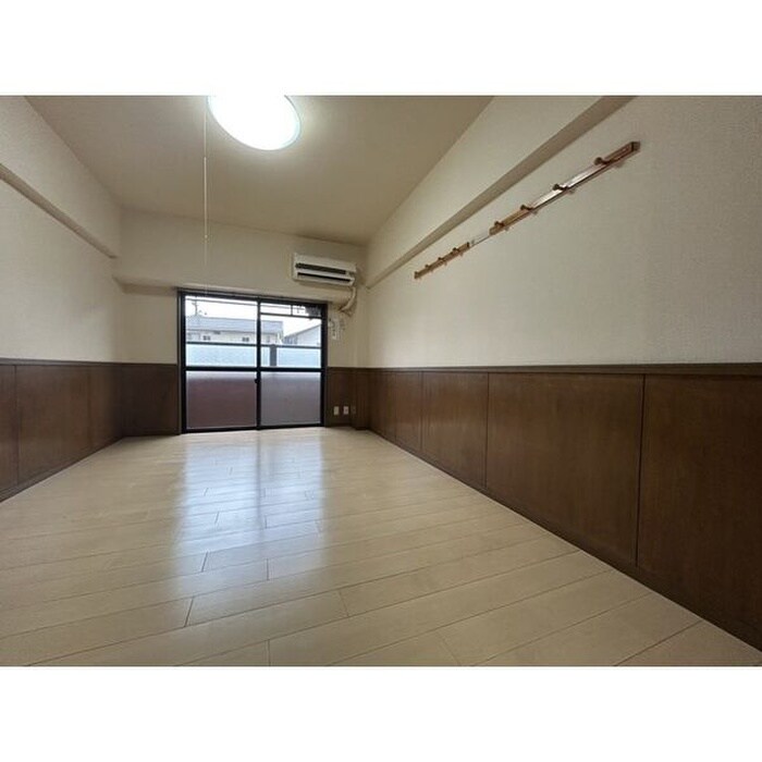 物件内観写真5　(居室)