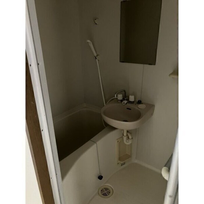 物件内観写真11　(洗面)