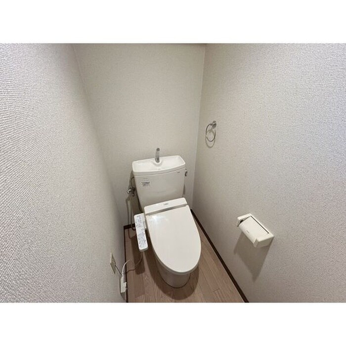 物件内観写真12　(トイレ)