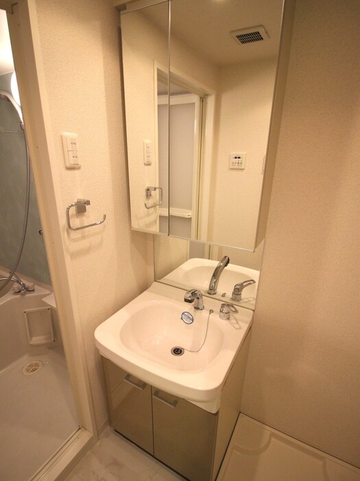 物件内観写真11　(洗面)