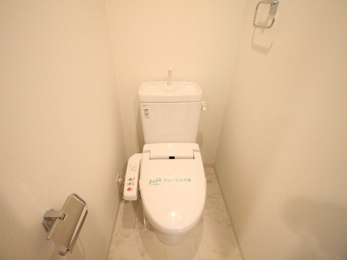 物件内観写真12　(トイレ)