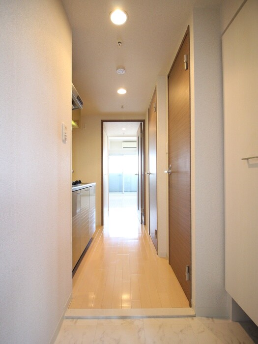 物件内観写真15　(廊下)