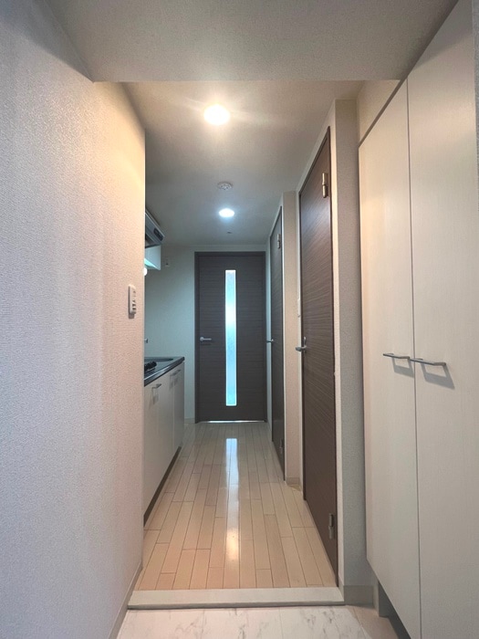 物件内観写真18　(玄関)