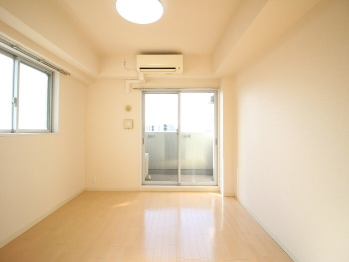 UURコート名古屋名駅の居室