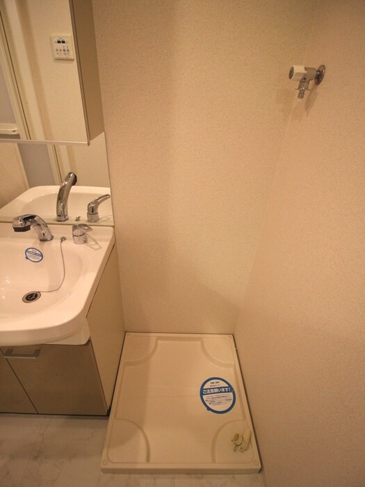 物件内観写真20　(洗濯機置場)