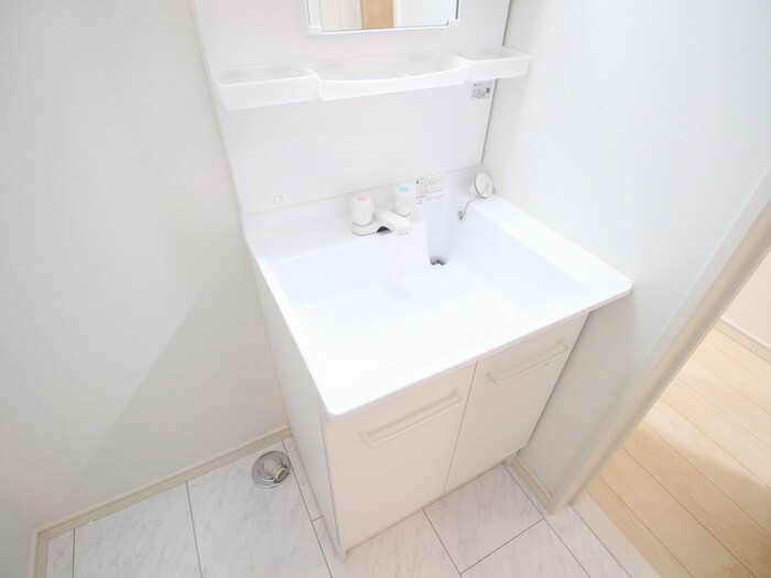 物件内観写真11　(洗面)