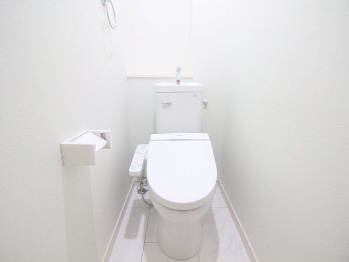 物件内観写真13　(トイレ)