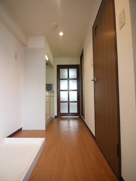 物件内観写真18　(廊下)