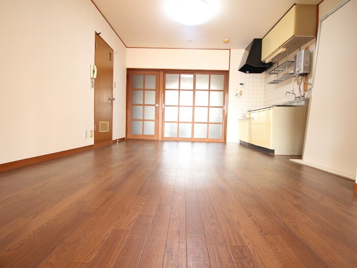 物件内観写真10　(居室)