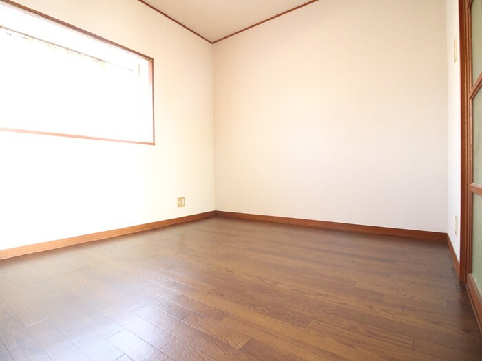 物件内観写真13　(居室)