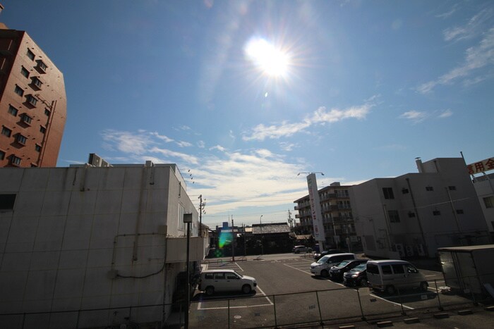 物件内観写真21　(室内からの展望)