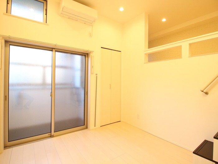 物件内観写真7　(居室)