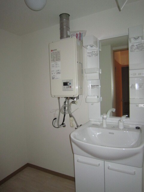 物件内観写真14　(洗面)