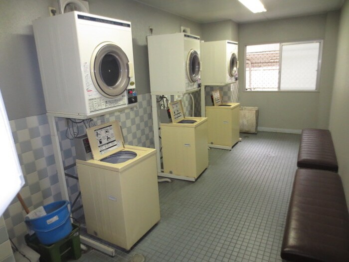 物件外観写真6　(建物設備)