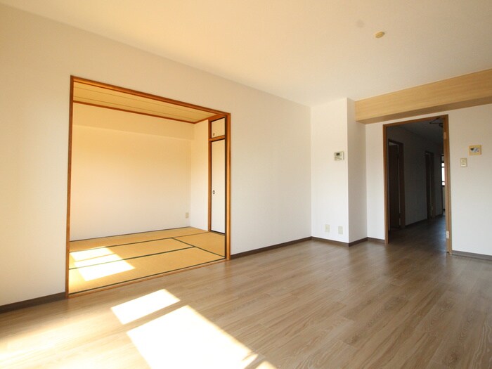 物件内観写真7　(居室)