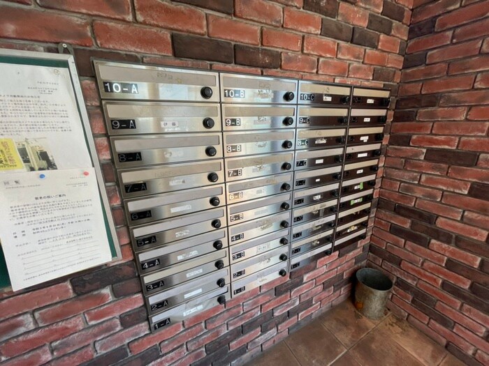 物件外観写真4　(建物設備)