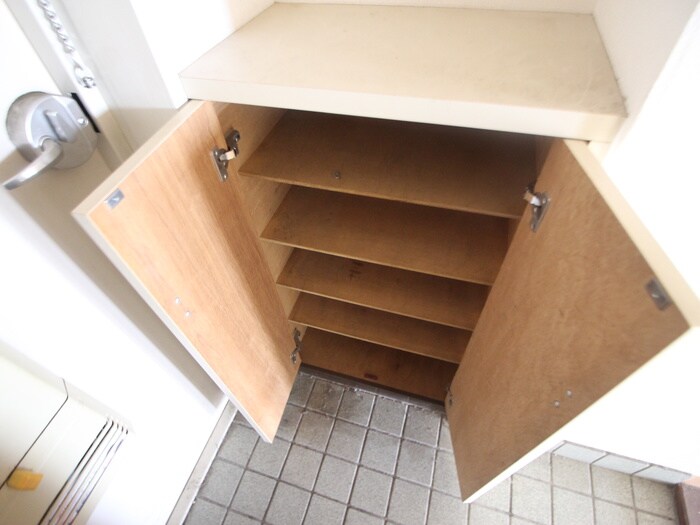 物件内観写真16　(靴箱)