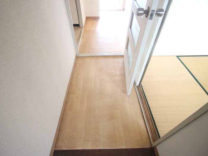 物件内観写真20　(廊下)