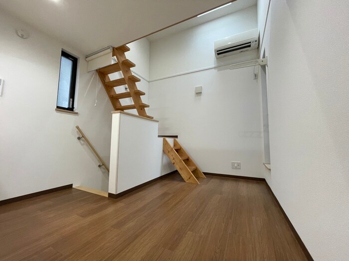 物件内観写真8　(居室)