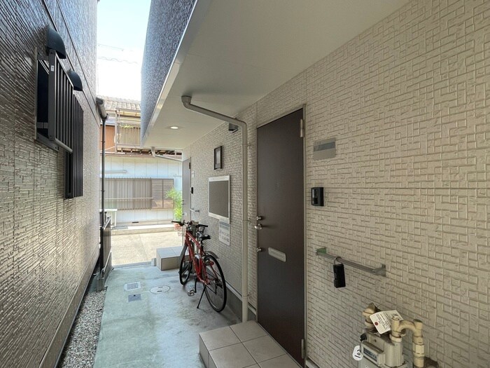 物件外観写真6　(外観写真)