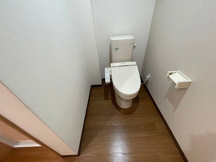 物件内観写真15　(トイレ)