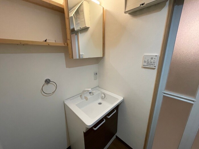 物件内観写真17　(洗面)