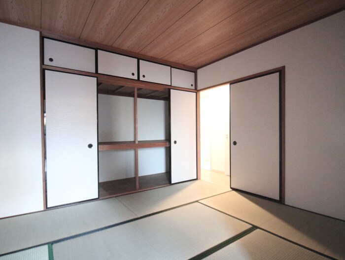 物件内観写真9　(居室)