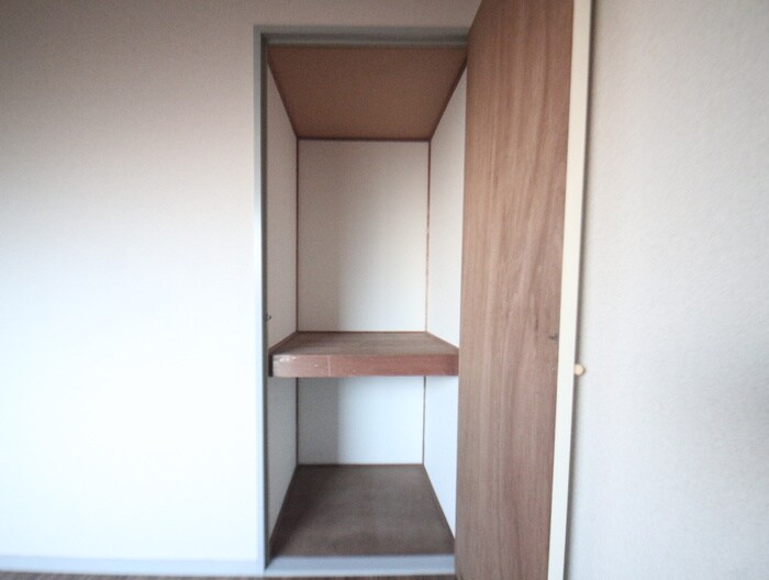 物件内観写真11　(収納)