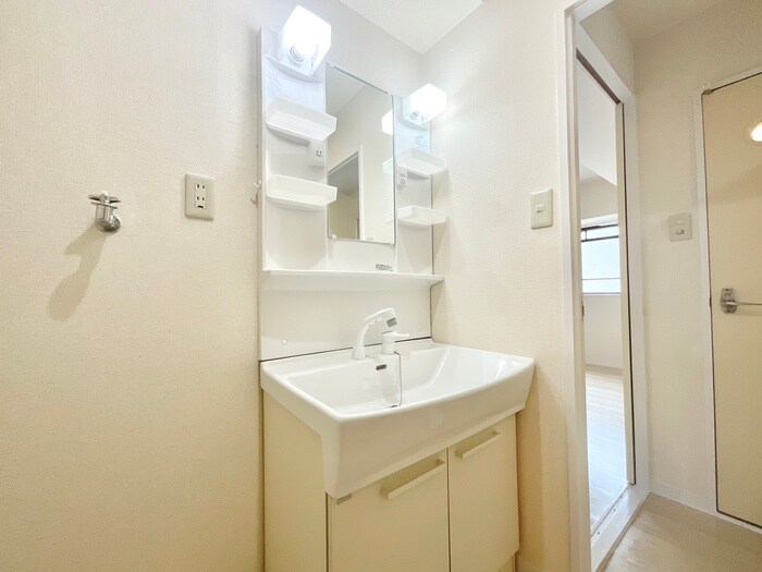 物件内観写真12　(洗面)