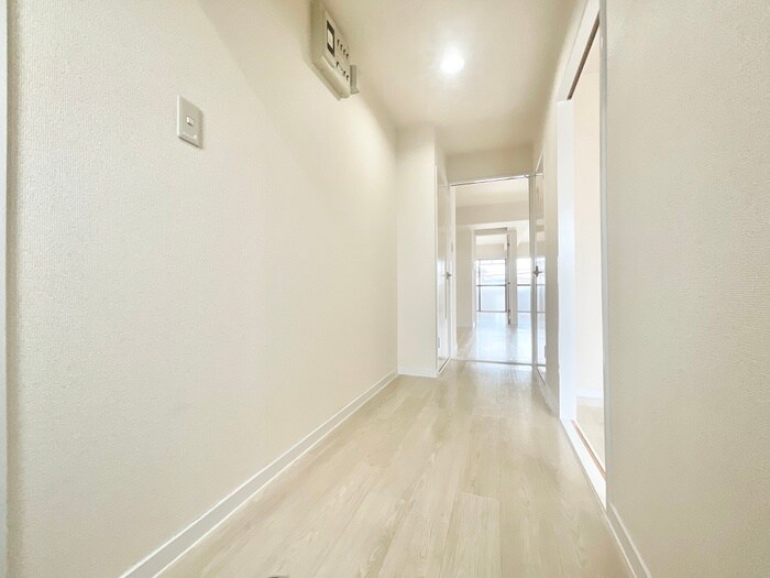 物件内観写真19　(廊下)