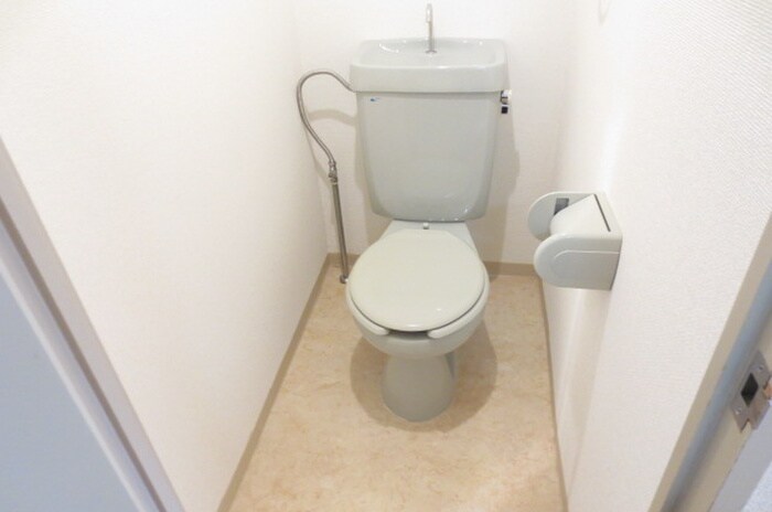 物件内観写真9　(トイレ)