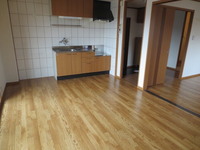 物件内観写真4　(居室)