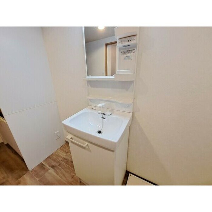 物件内観写真12　(洗面)