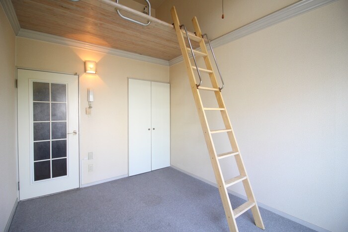 物件内観写真8　(居室)