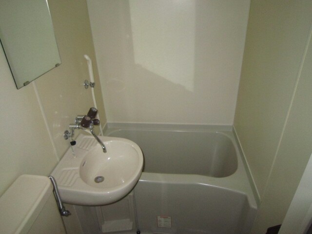 物件内観写真9　(バス／シャワールーム等)