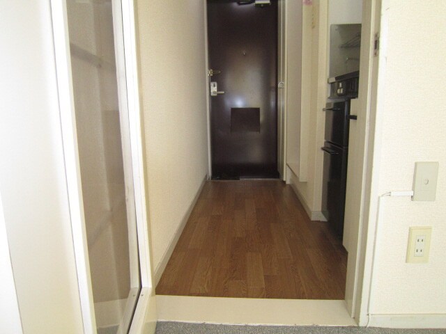 物件内観写真15　(玄関)