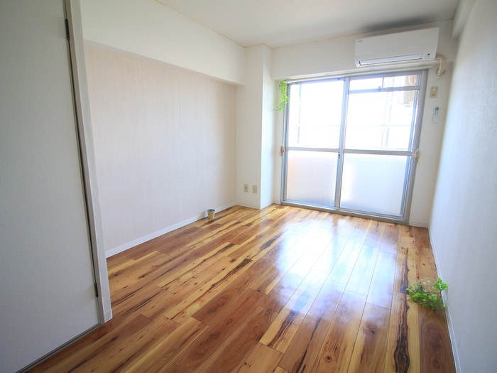 物件内観写真19　(居室)