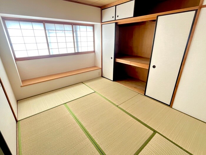 物件内観写真10　(居室)