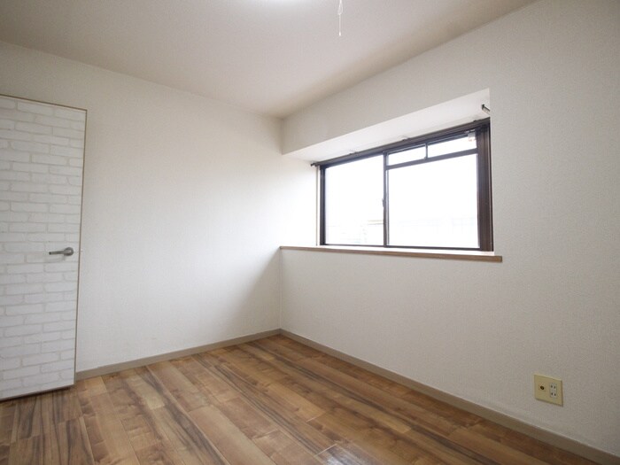 物件内観写真11　(居室)