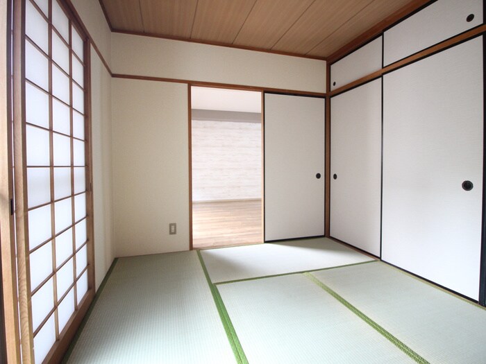 物件内観写真12　(居室)