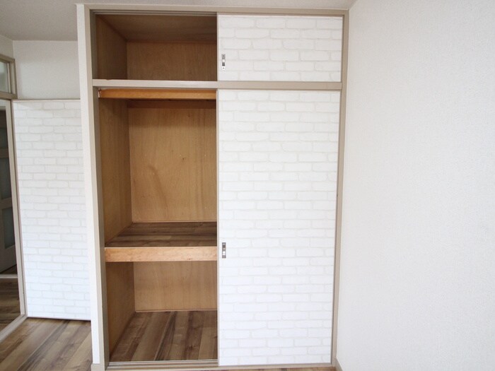 物件内観写真18　(収納)