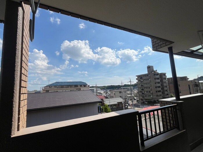 物件内観写真20　(室内からの展望)