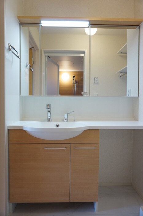 物件内観写真6　(洗面)