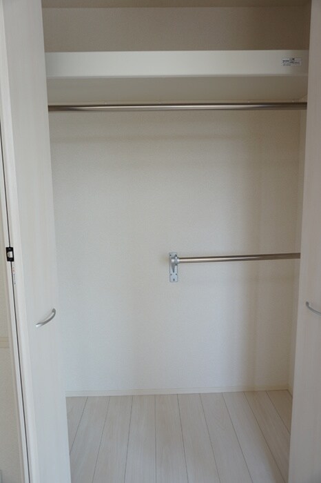 物件内観写真10　(収納)