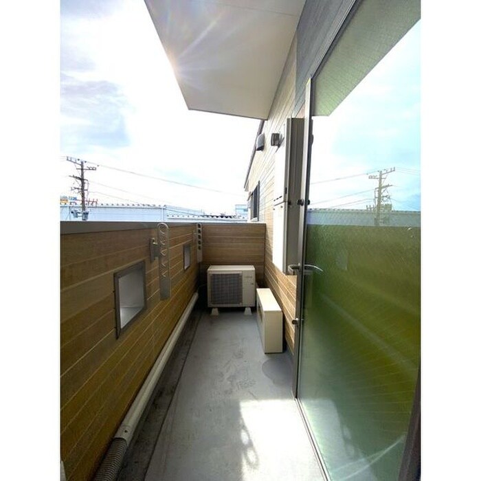 物件内観写真8　(ベランダ・バルコニー)