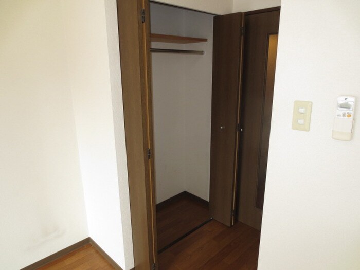 物件内観写真9　(収納)